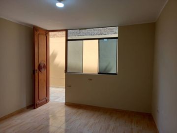 SE VENDE DPTO 1ER PISO + COCHERA - 3 DORM - URB VILLASOL