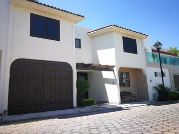 Casa en venta en fraccionamiento ex hacienda santa teresa cholula