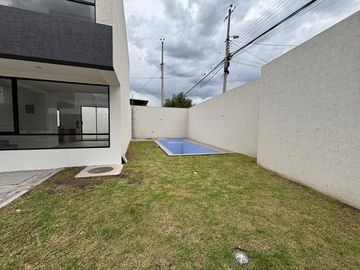VENTA CASA NUEVA 3 DORMITORIOS - TUMBACO EL ARENAL