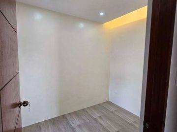 FOR SALE: HOUSE AND LOT IN BIÑAN, LAGUNA‼️