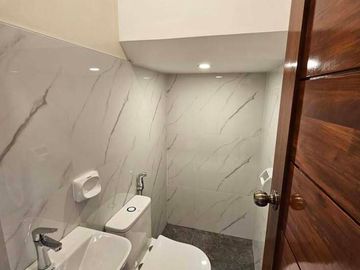FOR SALE: HOUSE AND LOT IN BIÑAN, LAGUNA‼️