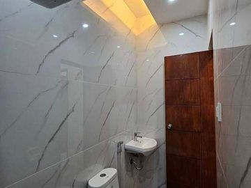 FOR SALE: HOUSE AND LOT IN BIÑAN, LAGUNA‼️