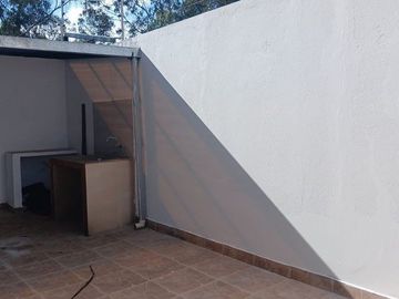 ¡En venta casa de oportunidad en conjunto privado!