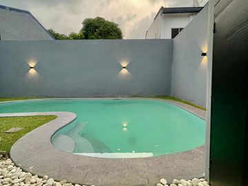 🏡 For Sale: Stylish Poolside Home in Greenwoods, Pasig City – PHP19M
