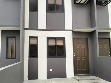 For Sale Alba Townhouse Inner in Bulacan 4.5M 3BR 2T&B
