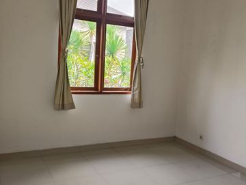 Sewa Rumah Kemang Jakarta Selatan 4+2 Bedroom