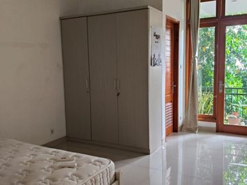 Sewa Rumah Kemang Jakarta Selatan 4+2 Bedroom