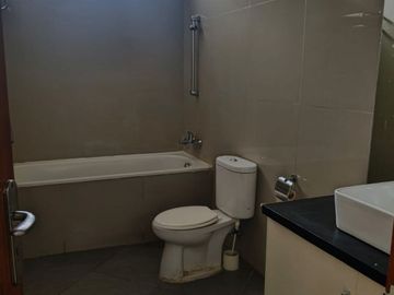 Sewa Rumah Kemang Jakarta Selatan 4+2 Bedroom
