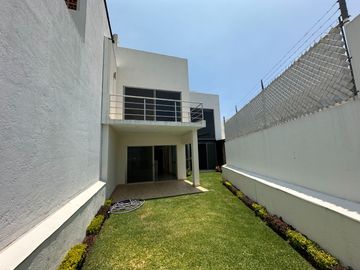Casa Nueva en Fraccionamiento con vigilancia