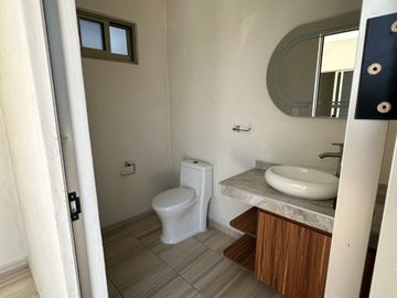 Casa Nueva en Fraccionamiento con vigilancia