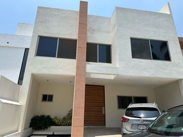 Casa Nueva en Fraccionamiento con vigilancia
