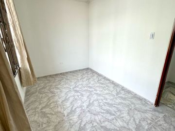 Venta casa esquinera Las FLores