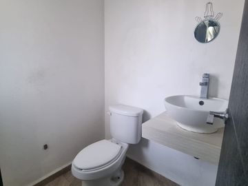 VENDO CASA EN FRACCIONAMIENTO PRIVADO CON CLUSTERS AL PONIENTE DE LA CIUDAD DE VERACRUZ
