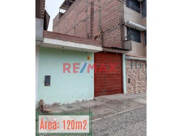 Ocasion Casa En Venta Frente A Parque Carabayllo