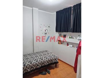 Ocasion Casa En Venta Frente A Parque Carabayllo