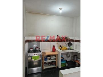 Ocasion Casa En Venta Frente A Parque Carabayllo