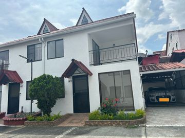 Casa en Bosques de Santa Helena 2 en Venta, Pereira