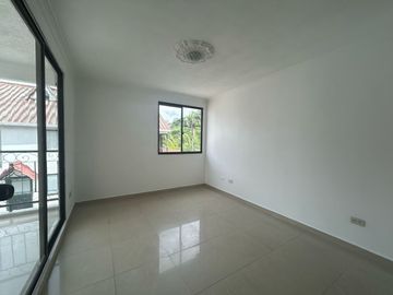 Casa en Bosques de Santa Helena 2 en Venta, Pereira
