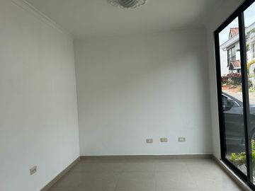 Casa en Bosques de Santa Helena 2 en Venta, Pereira