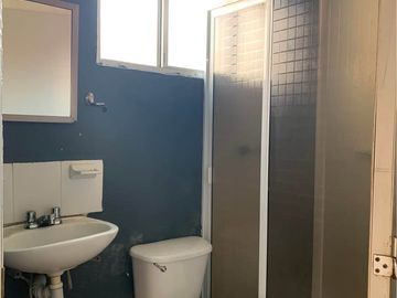 VENDO CASA AL PONIENTE DE LA CIUDAD