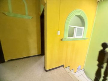 Venta casa centrica en colonia jacarandas a espaldas de waldos del monumento a lazaro cardenas
