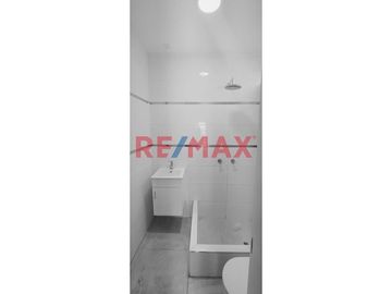 1137849 Inversión En Venta De Casa Incluido Local Comercial En Plena Av. San Martin En San Juan De Lurigancho