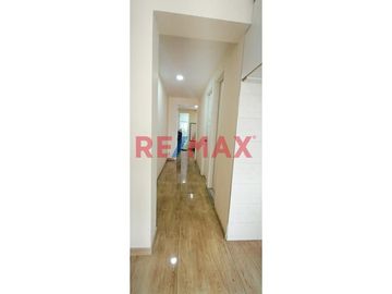 1137849 Inversión En Venta De Casa Incluido Local Comercial En Plena Av. San Martin En San Juan De Lurigancho