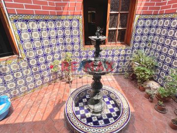 Hermosa Casa en SURCO  (Urb. Neptuno) Precio Negociable