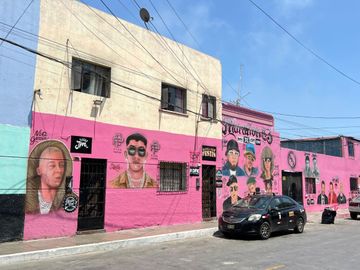 En Venta - Casa De 2 Pisos (5 Dormitorios) En El Callao