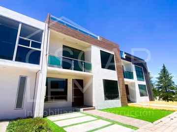 CASA EN EXPLANADA SUR