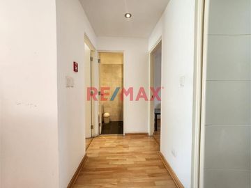 Alquiler de  Lindo Departamento Full Amoblado  En Miraflores. Incluye Cochera