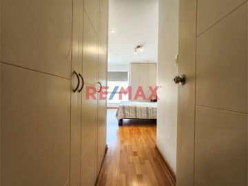 Alquiler de  Lindo Departamento Full Amoblado  En Miraflores. Incluye Cochera