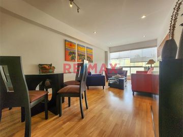 Alquiler de  Lindo Departamento Full Amoblado  En Miraflores. Incluye Cochera
