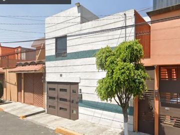 REMATO CASA EN LA NUEVA VALLEJO, NORTE 19, GUSTAVO A. MADERO, CDMX