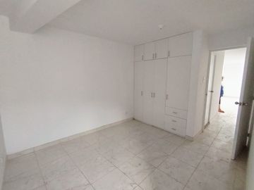 Estrena Departamento Flat En Piso 2 Con Vista Externa En Las Praderas De La Molina