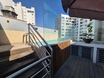 Se Vende Moderno, Hermoso Y Acogedor Dpto Vista Interna En Piso 19 - Av. San Felipe