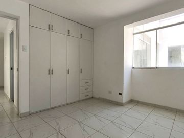Estrena Departamento Flat De 117.37 M2 En La Molina