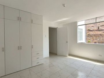 Estrena Departamento Flat De 117.37 M2 En La Molina