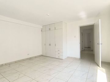 Estrena Departamento Flat De 117.37 M2 En La Molina