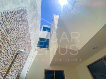 CASA EQUIPADA EN EXPLANADA SUR