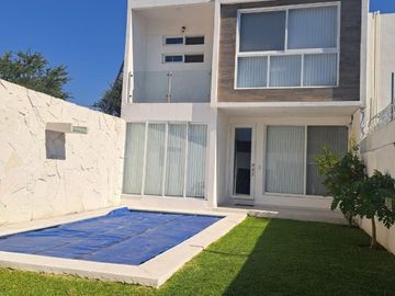 Casa con alberca en venta, Cuautla Morelos