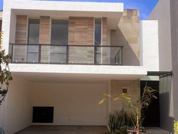 Casa EN VENTA, fraccionamiento Punta del Este, León, Guanajuato