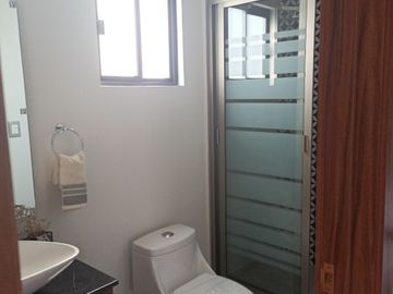 CASA NUEVA EN PRIVADA EN PACHUCA Ideal para familias, 3 recámaras y Terraza