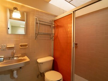 Casa en Venta para Remodelar en Lomas de Atemajac, Zapopan