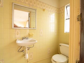 Casa en Venta para Remodelar en Lomas de Atemajac, Zapopan