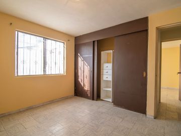 Casa en Venta para Remodelar en Lomas de Atemajac, Zapopan