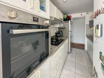 VENTA DE DUPLEX 03 DORMITORIOS + COCHERA Y DEPOSITO EN SURQUILLO-CALERA