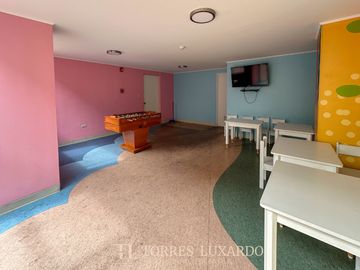 VENTA DE DUPLEX 03 DORMITORIOS + COCHERA Y DEPOSITO EN SURQUILLO-CALERA