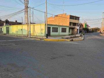 VENDO CASA EN LA TINGUIÑA, ICA, 521 M2 EN ESQUINA FRENTE AL.ESTADIO Y A POCOS METROS DE LA MUNICIPALIDAD 97895----