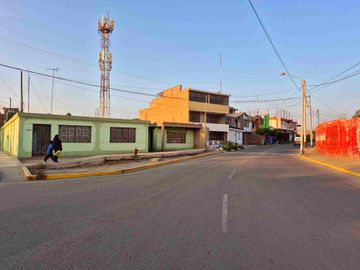 VENDO CASA EN LA TINGUIÑA, ICA, 521 M2 EN ESQUINA FRENTE AL.ESTADIO Y A POCOS METROS DE LA MUNICIPALIDAD 97895----